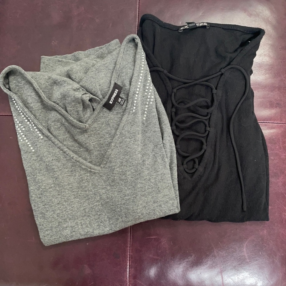 Express XS tops (2 pack)